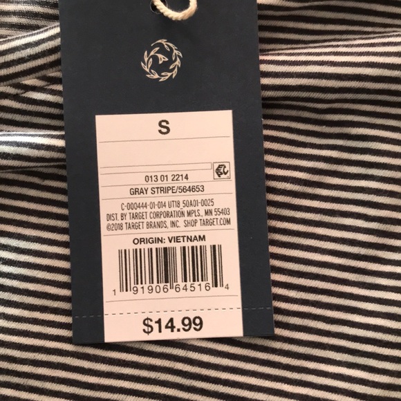 Universal Thread - Picture 2 of 5